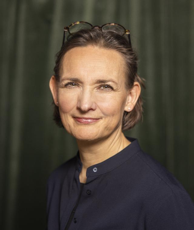 Portræt af direktør ved Trapholt, Karen Grøn
