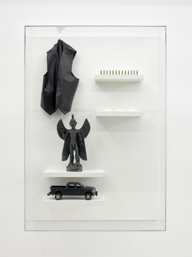 Martin Brandt Hansen. Kabinet 3905.1 / Mike Thomsen’s Leather Vest, 2022. Ny Carlsbergfondet. Foto: Malle Madsen.