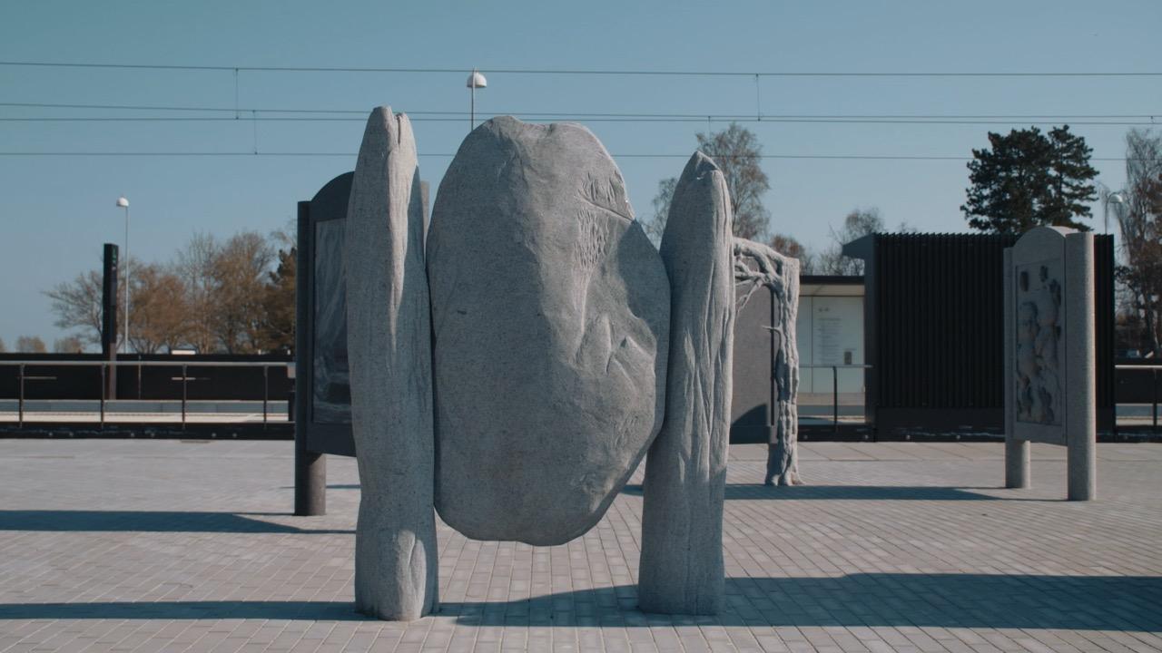Betwixt, YEARS, Letbanestationen Ishøj Strand ARKEN